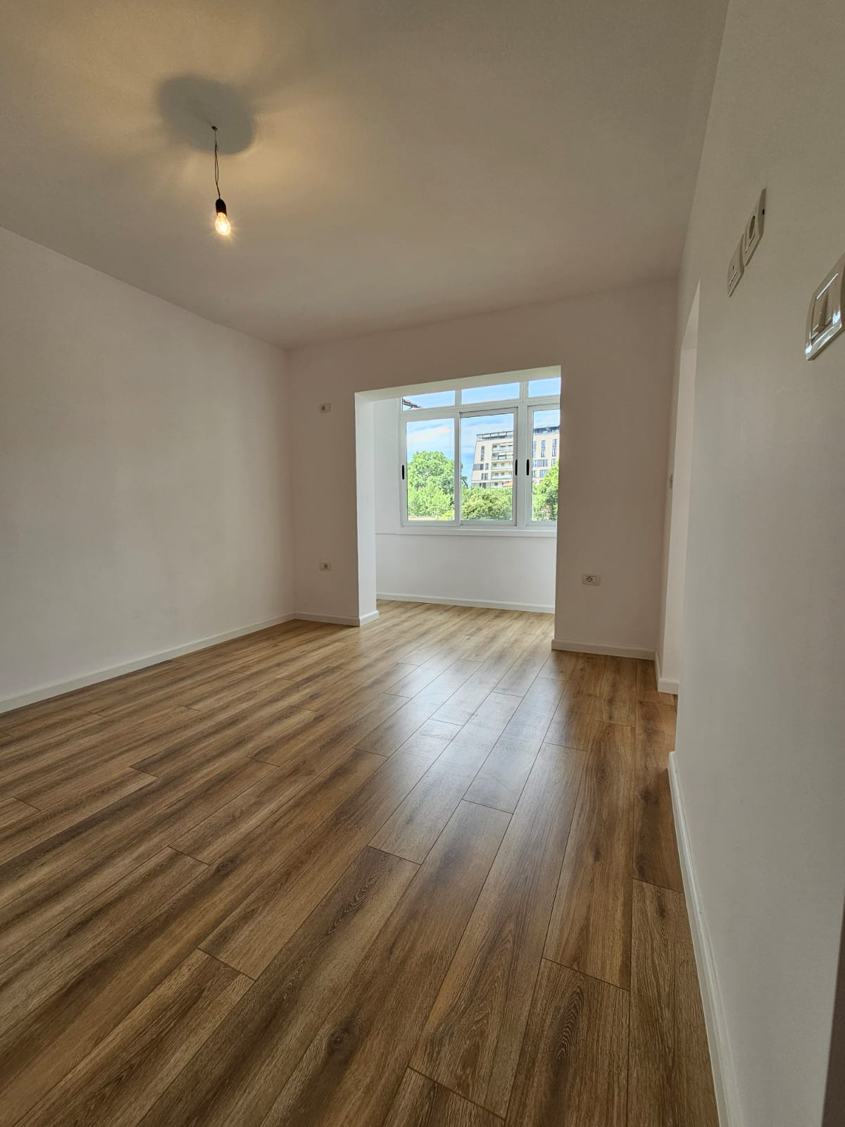 Apartament 1+1 ne shitje - Qender (VR111)