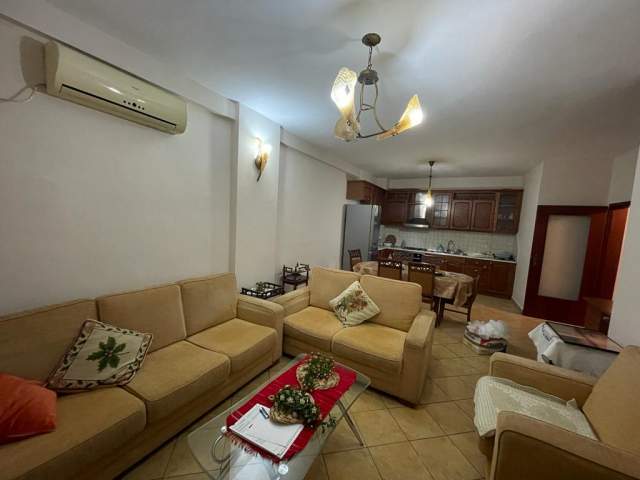 Apartament 2+1 me qera-Rruga Bardhyl  (VR005)
