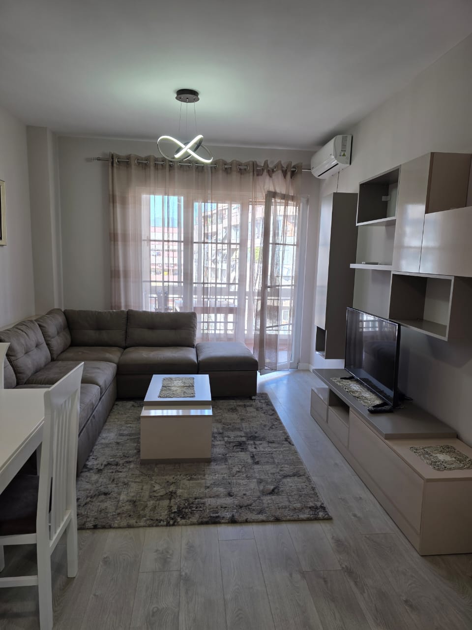 Apartament me Qera 1+1 – Astir (VR007)