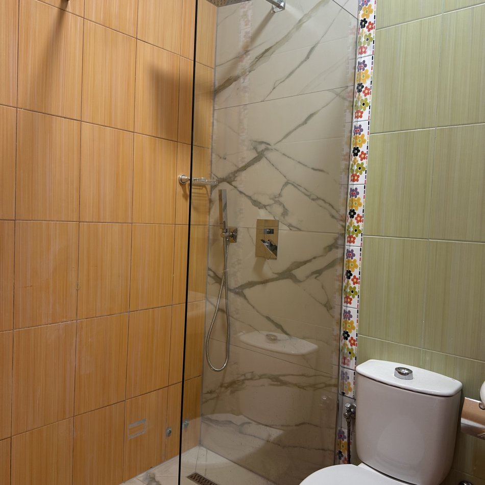 7315c78a-bdf0-421c-882e-98b3a5b3691e