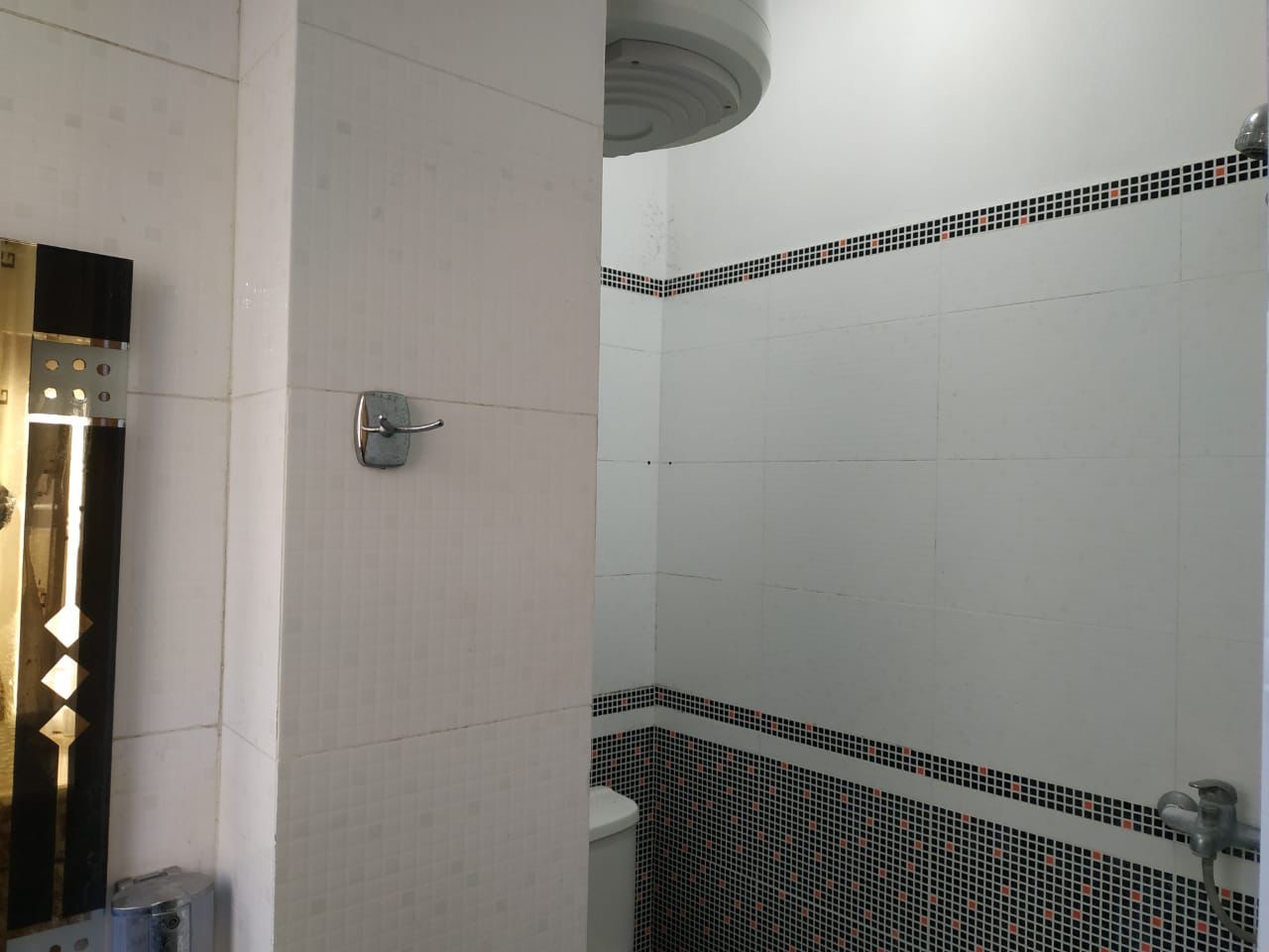 ff03eb7d-f6da-4d91-8d2d-4fd205104ec6