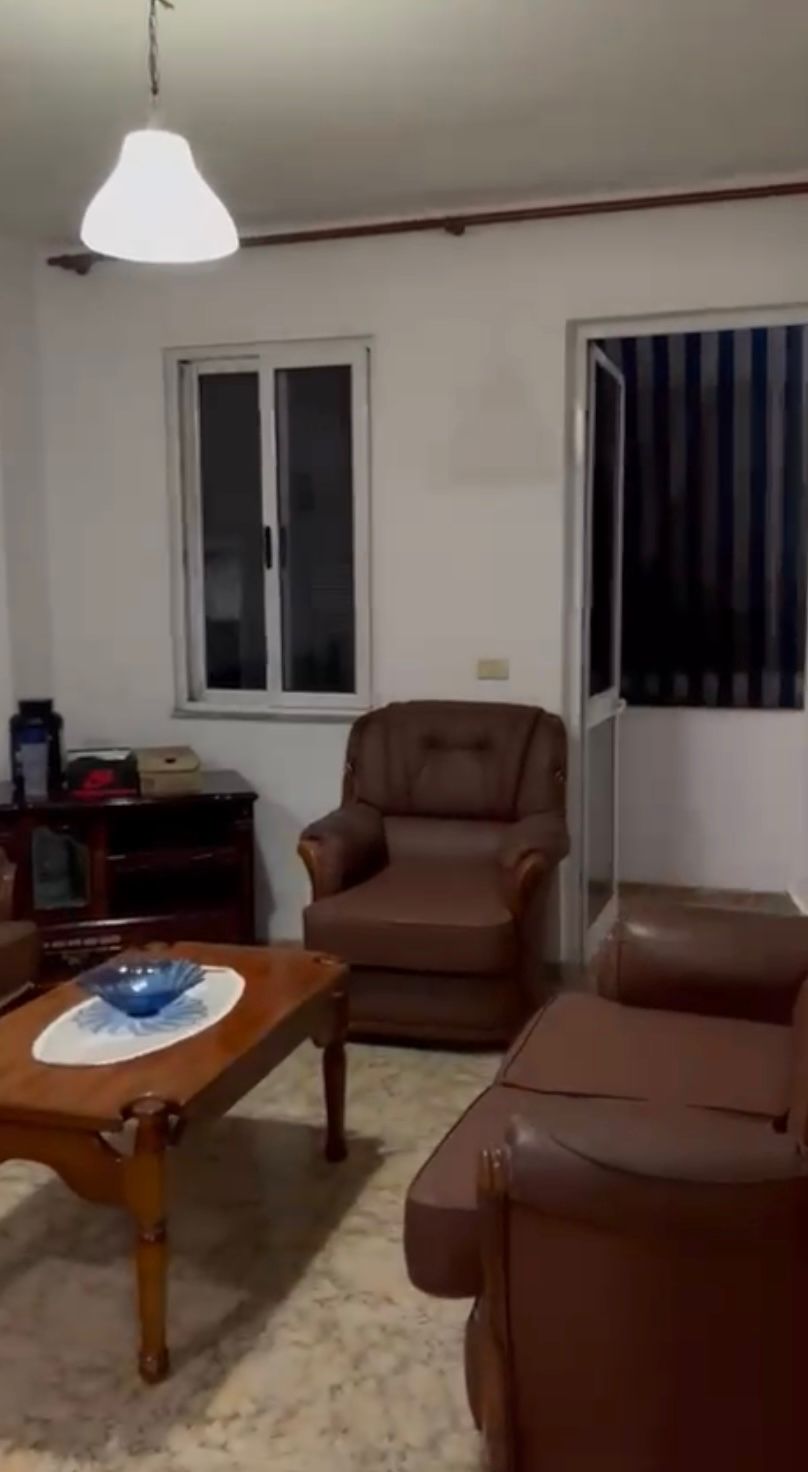 Apartament 1+1 me Qera – Komuna Parisit (VR004)