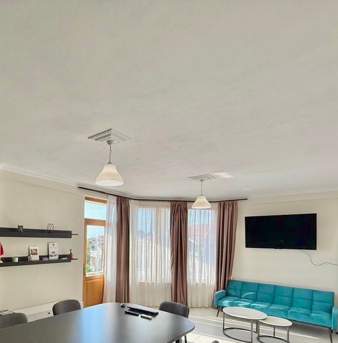 Apartament 3+1 me Qera - Qyteti Studenti (VR004)